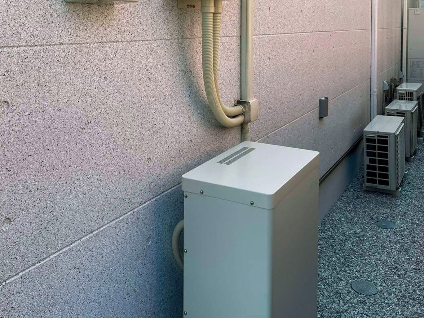蓄電池